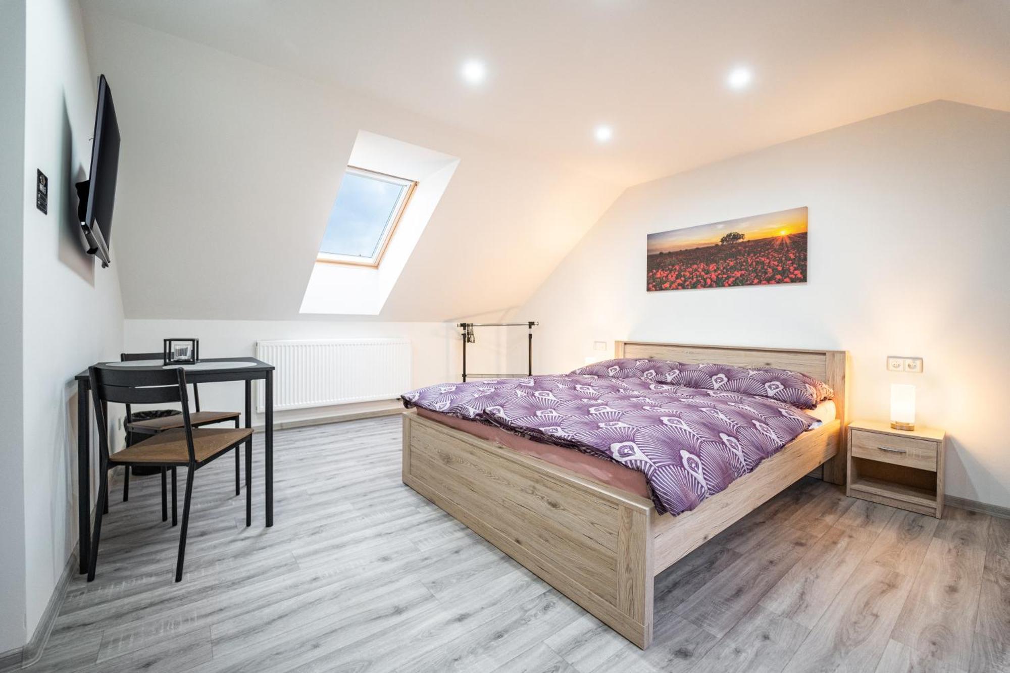 Apartmany Tera Miletín Zewnętrze zdjęcie