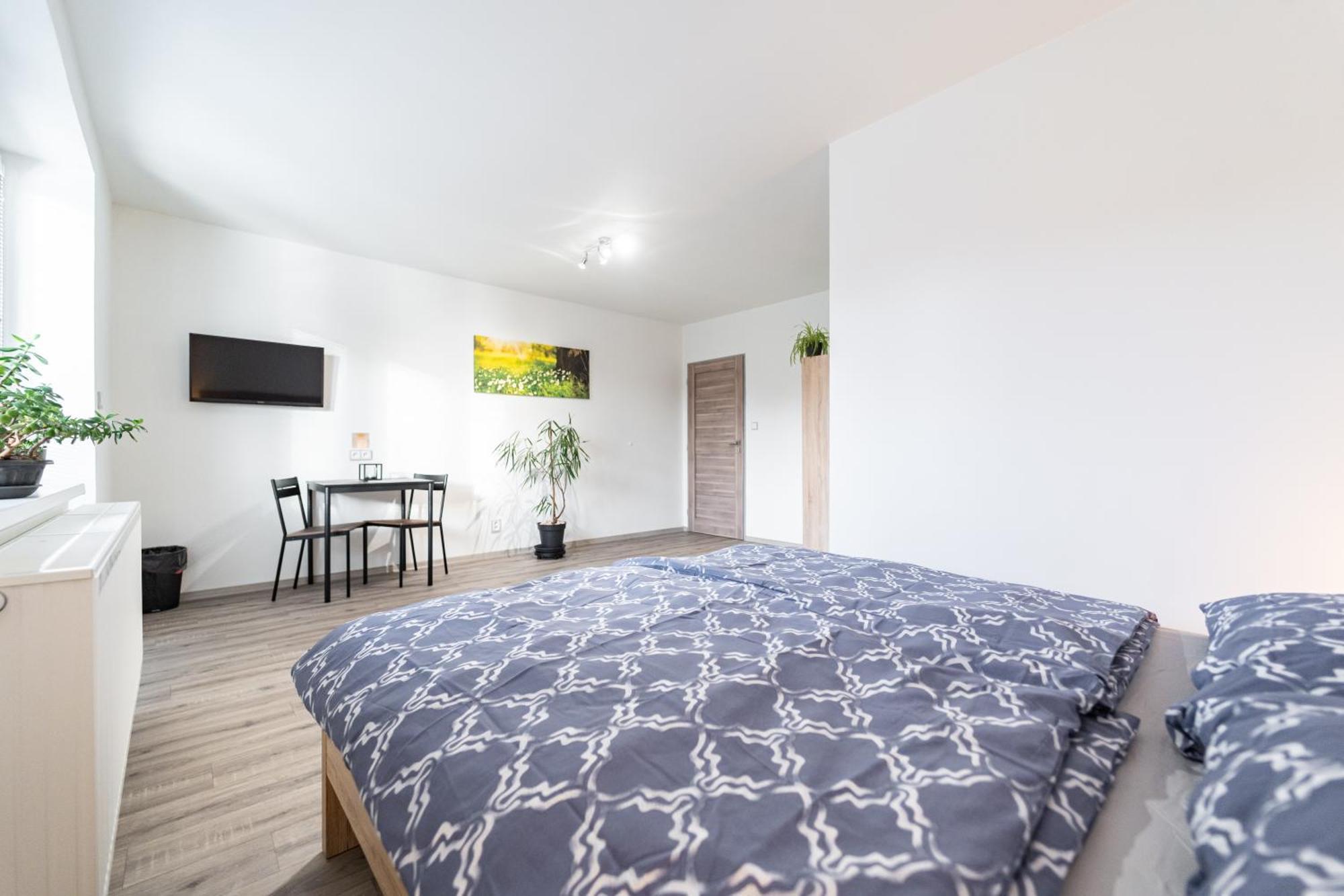 Apartmany Tera Miletín Zewnętrze zdjęcie